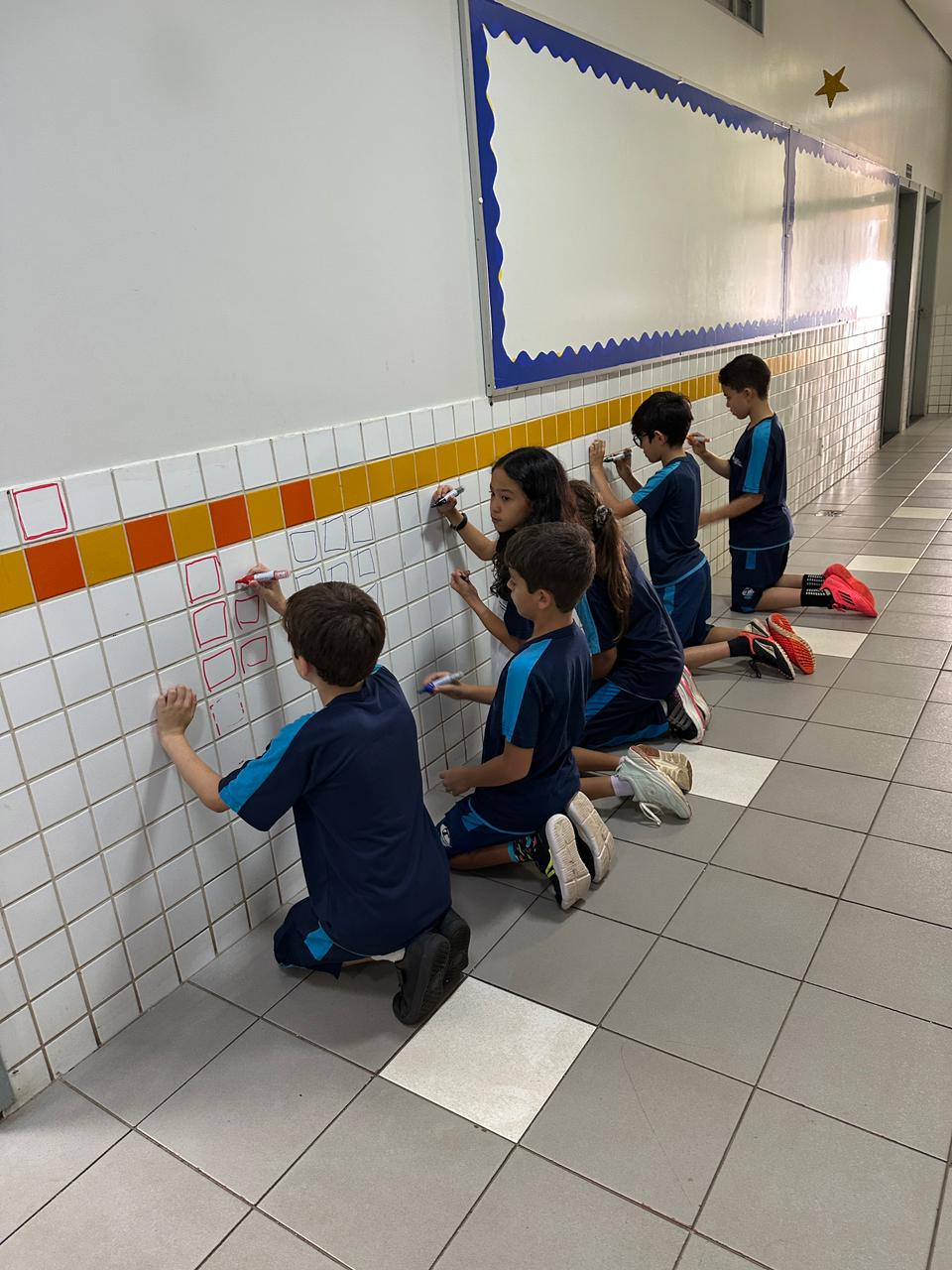 Calculando área com azulejos – 4ºano A - CSA